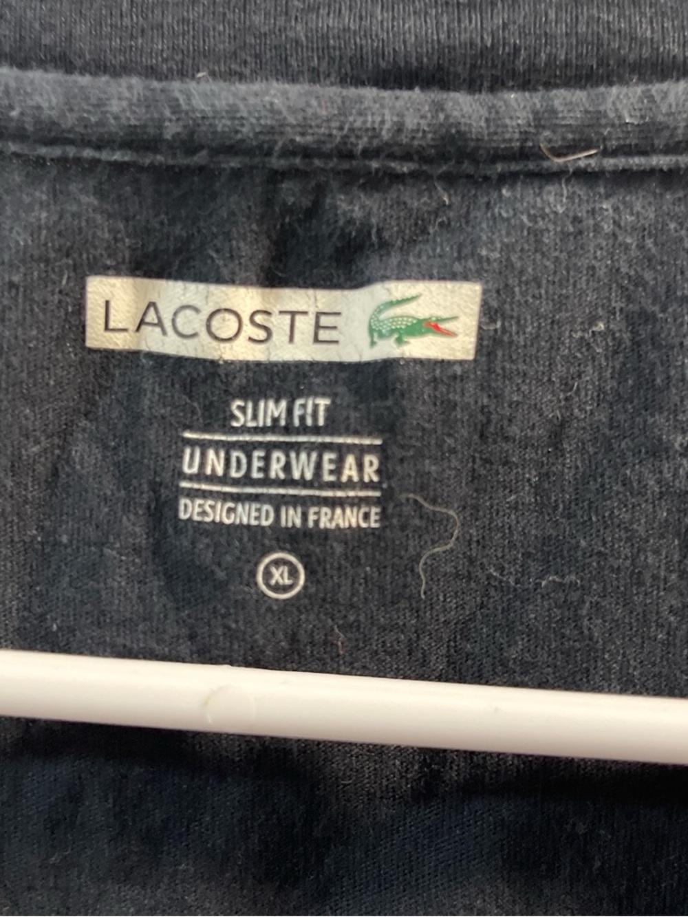Lacoste Men’s Short Sleeve Crew Neck T-Shirt in Black Have One Spot - Picture 2 of 5